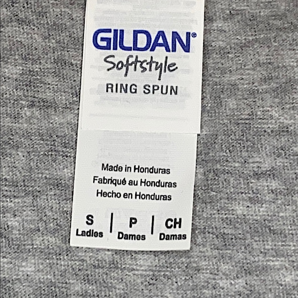 NWOT Gildan Softstyle Gray Tank Top - Picture 2 of 4